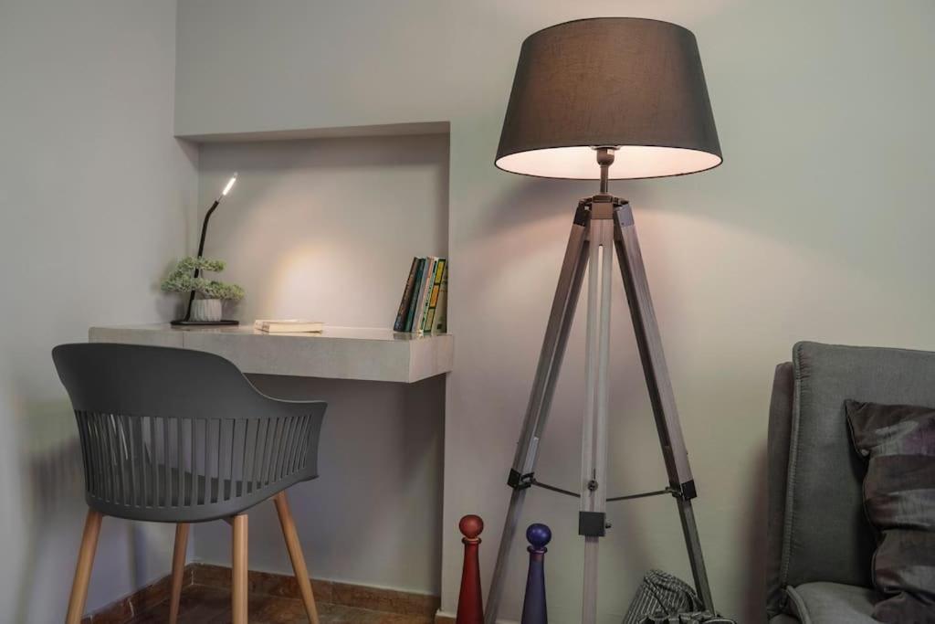 Beautiful Apt In Glyfada Center, Papandreou Street Athens Ngoại thất bức ảnh